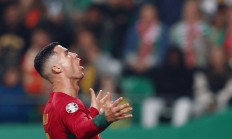 爱游戏包含尤文图斯不断突破！，梅西连续三场比赛得分超过锐不可当再创辉煌时刻的词条